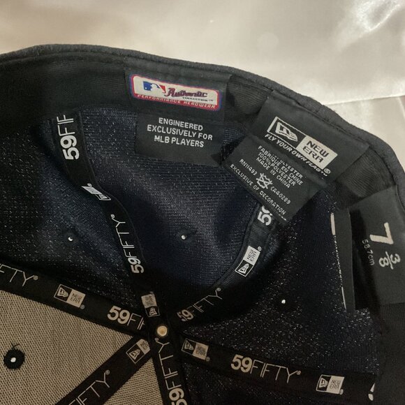 New Era 59FIFTY St. Louis Cardinals Fitted Hat 7 5/8 MLB Official Cap Black & Re - Picture 5 of 7